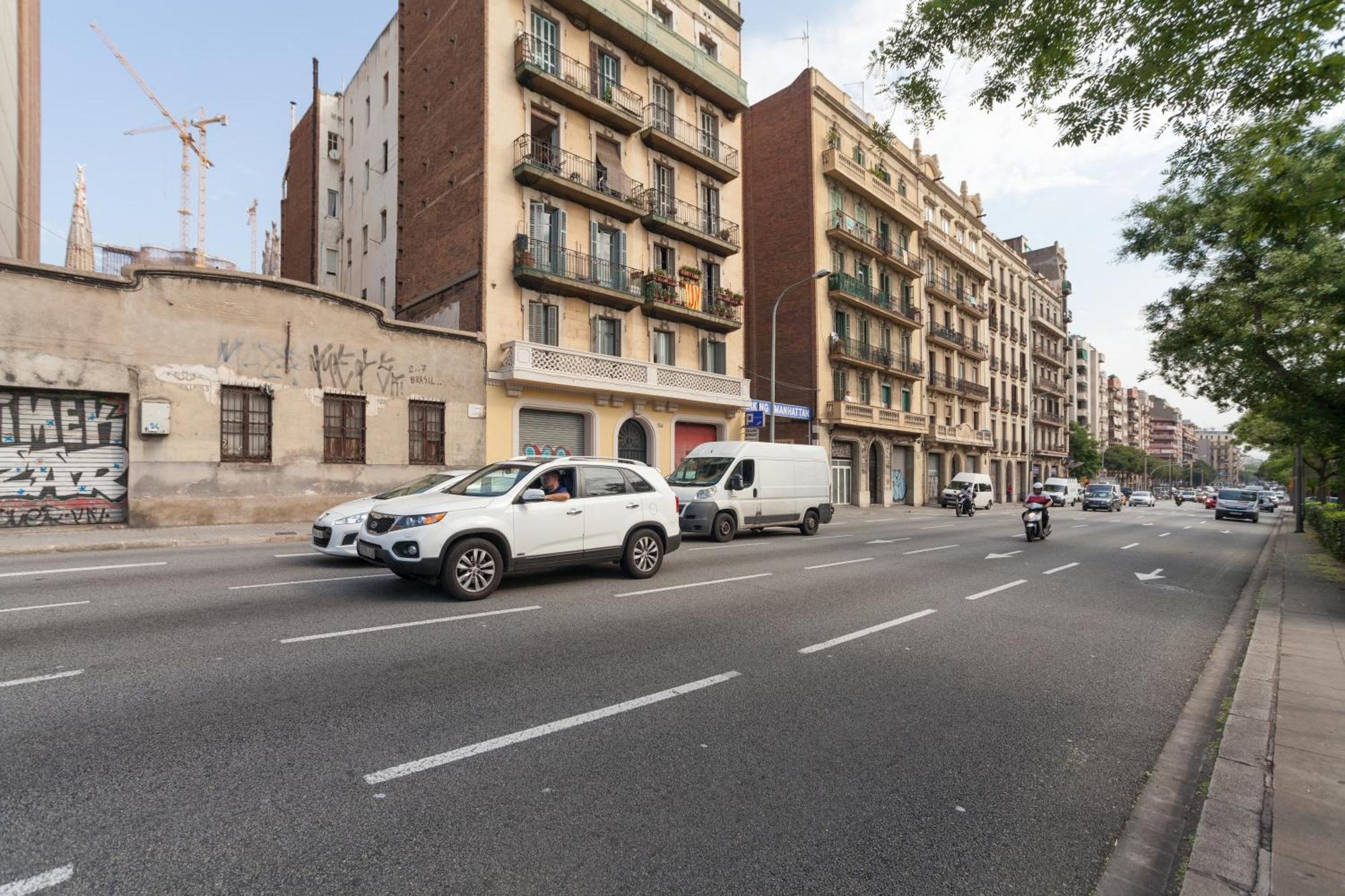 Housalia Sagrada Familia Барселона Экстерьер фото